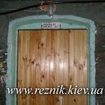 Вот тут она росла