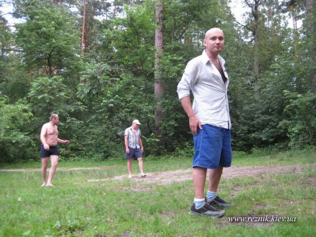 Футбол на шашлыках.