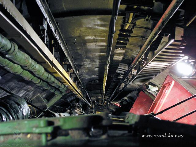 До дна 45 метров...