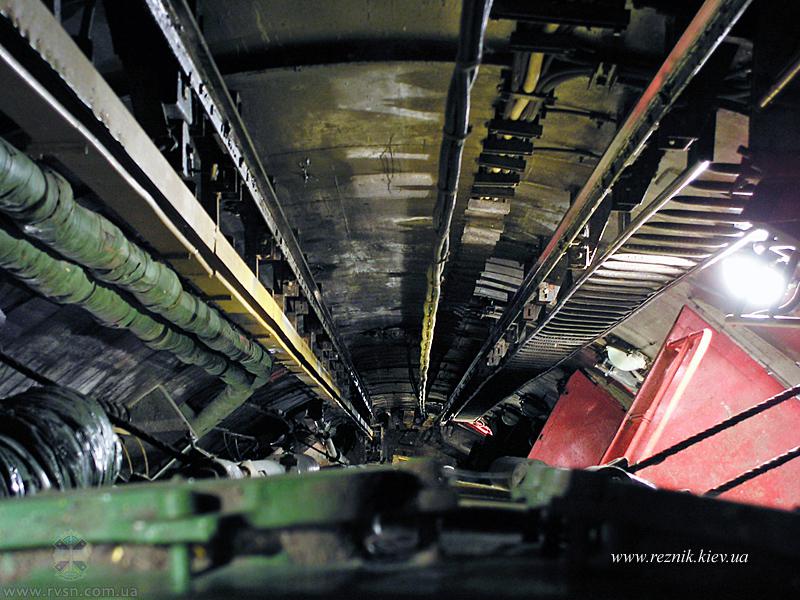 До дна 45 метров...