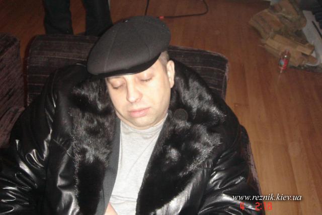 Наша милиция спит, а служба идет :)